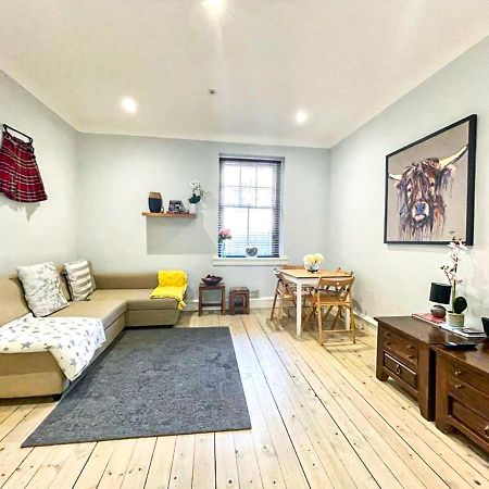 אדינבורו Stunning 2 Bed Apt Nr The Royal Mile & The Castle מראה חיצוני תמונה