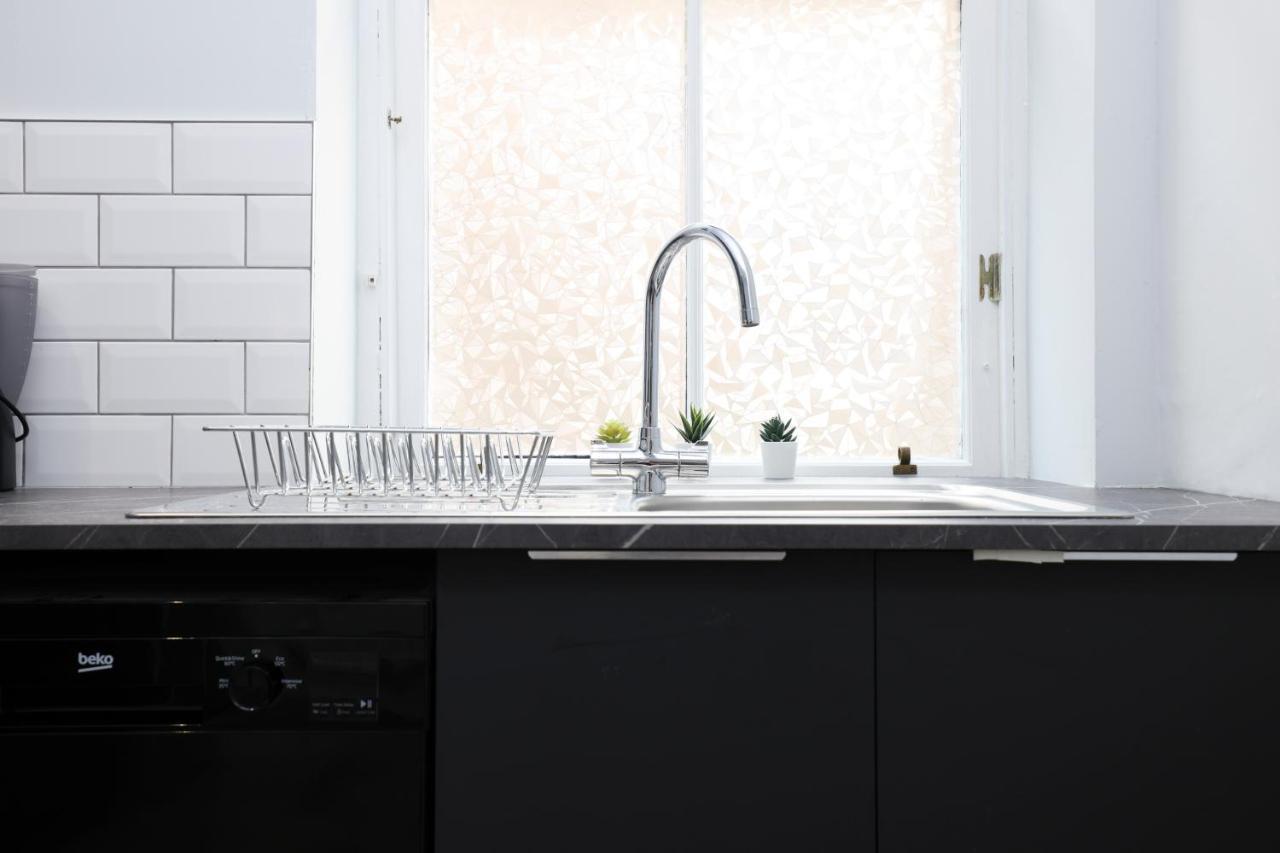 אדינבורו Stunning 2 Bed Apt Nr The Royal Mile & The Castle מראה חיצוני תמונה