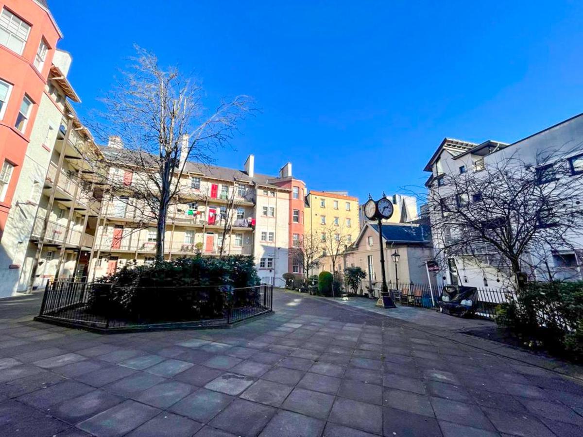 אדינבורו Stunning 2 Bed Apt Nr The Royal Mile & The Castle מראה חיצוני תמונה